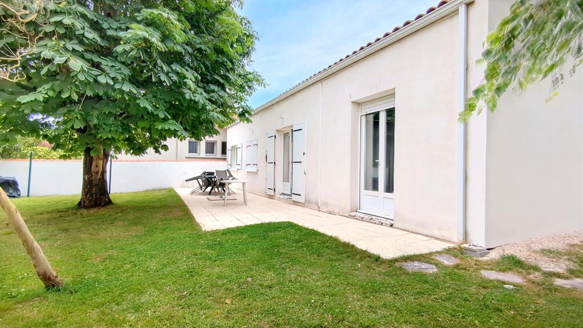 Villa Sous Le Marronnier - Maison Pour 4 Avec Jardin Royan Exterior foto